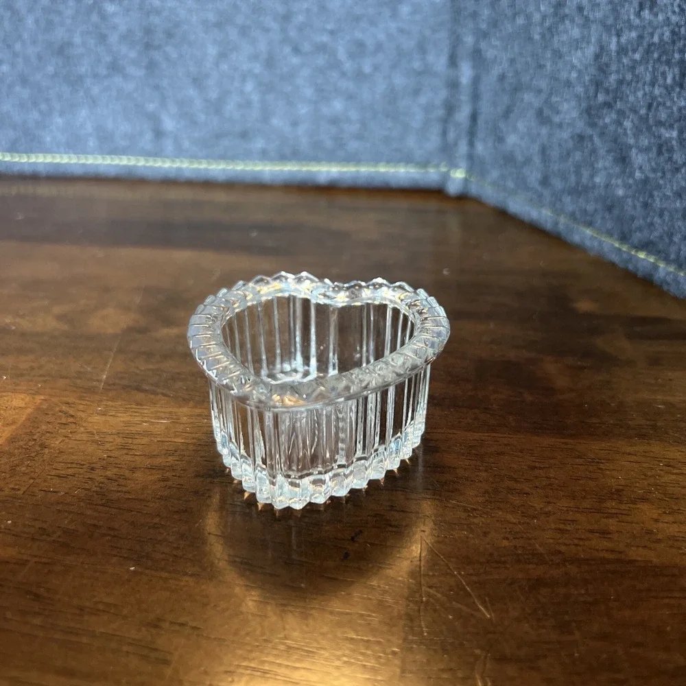 Vintage HOMCO Trinket Jewelry Box Heart-Shaped Cut‎ Glass NO LID